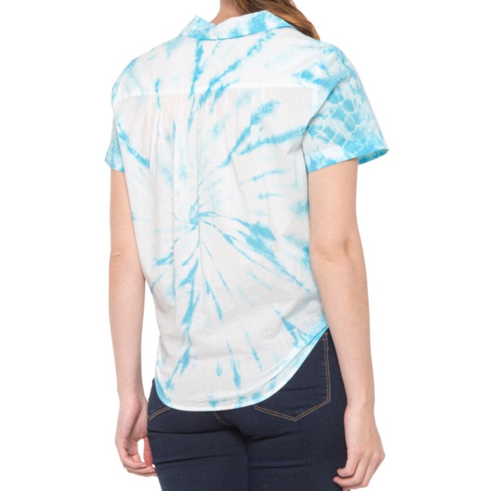 🆕 Lucky Brand Blue Tie-Dye Tie-Front Shirt - Picture 2 of 5